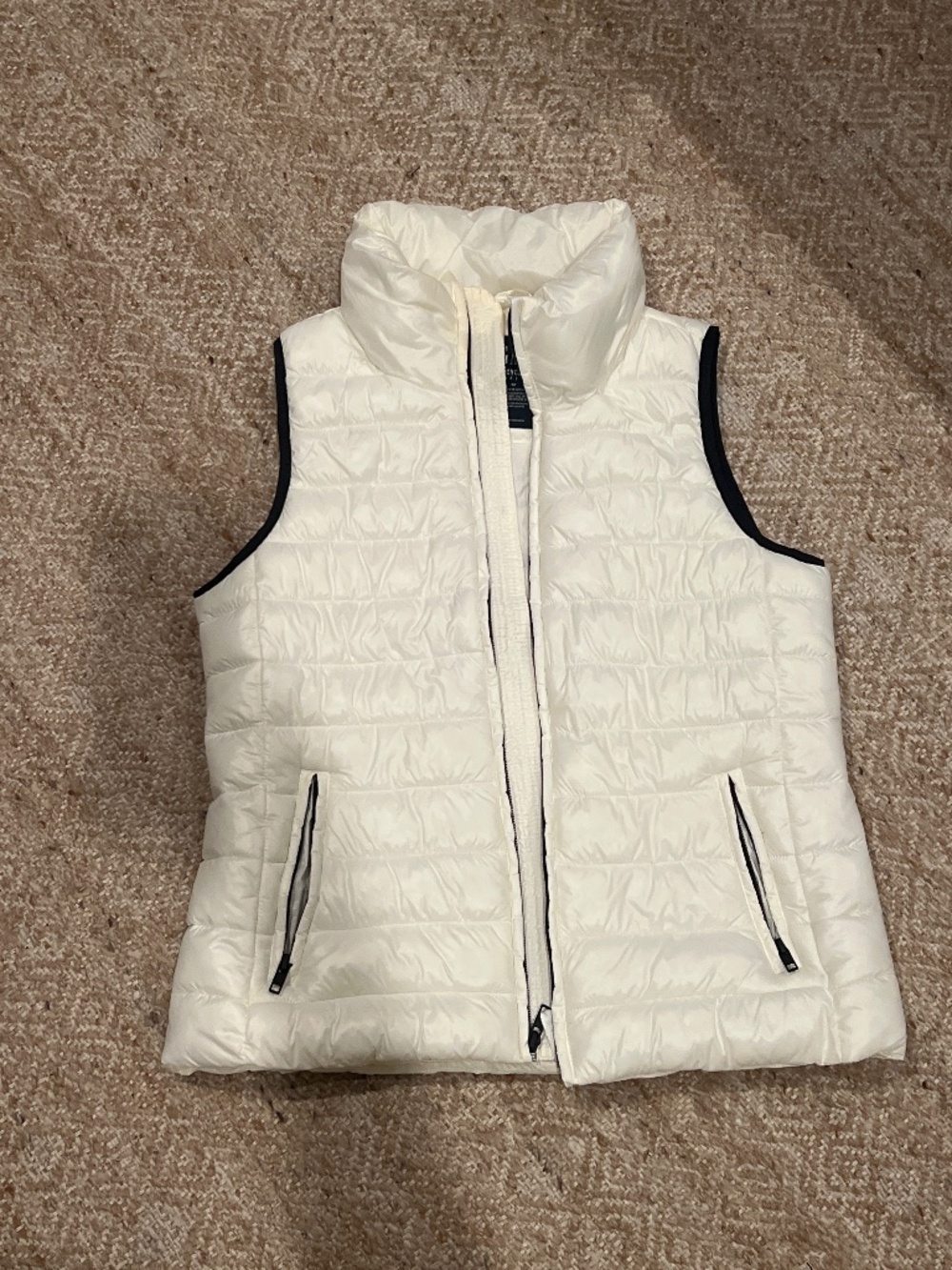 Women’s white puffer vest